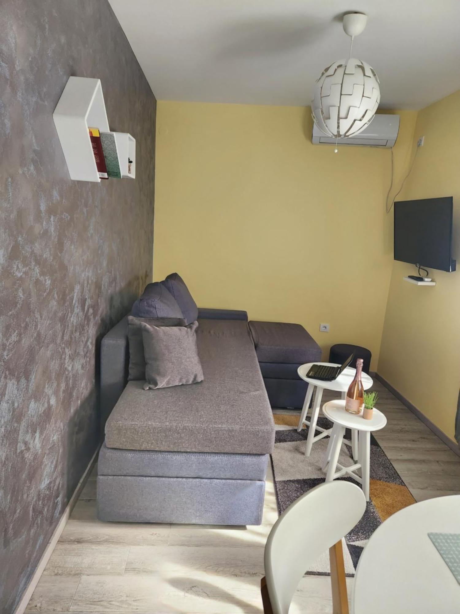 Live & Sleep Apartment Novi Sad Exterior foto